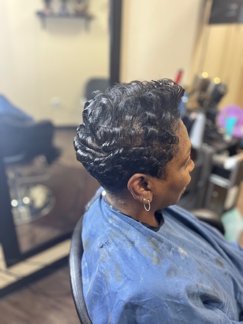 Signature Haircut detail